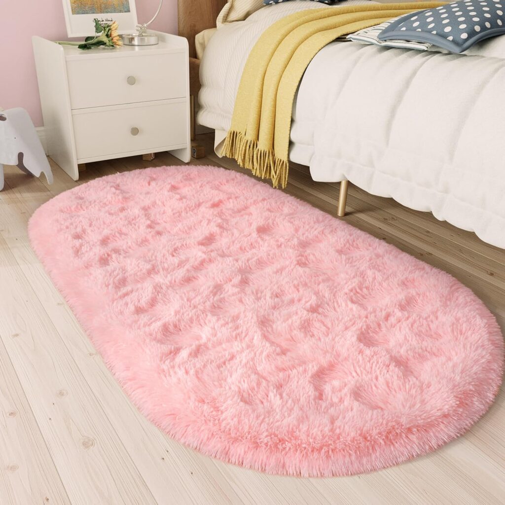 14 Earthy pink bedroom rug